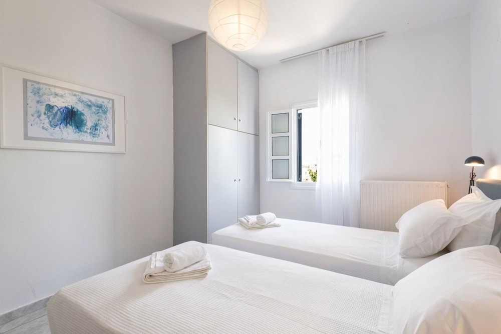 Menta II in Naousa With Free Parking Paros
