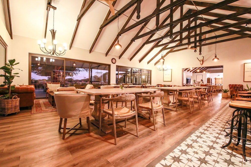 Otjiwa Safari Lodge