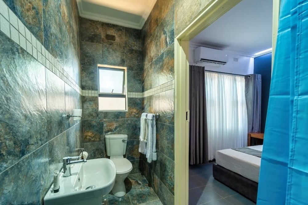 Murugare Lodge