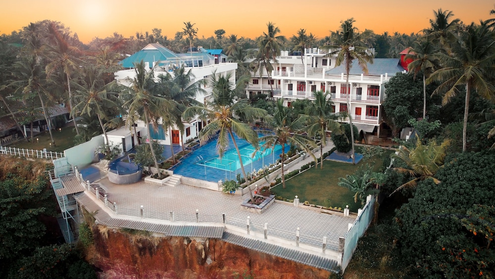 Skylar Seaview Beach Resort and Spa view 2