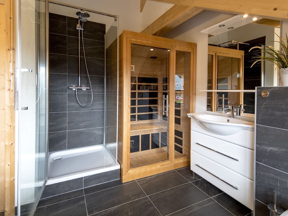 Stylish Chalet With Infrared Sauna