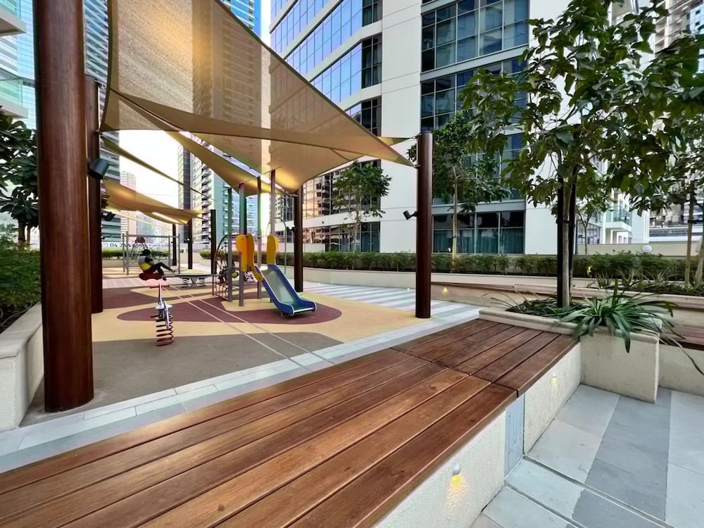 Silkhaus Modern New Building Pool Gym