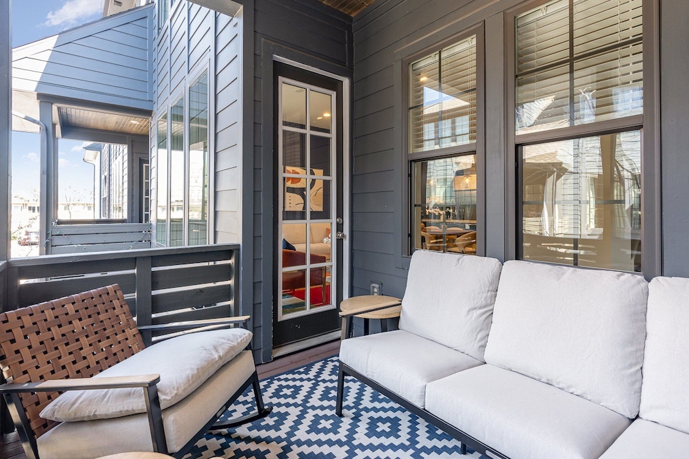 Beech Cove-private Patio-in 12 South District