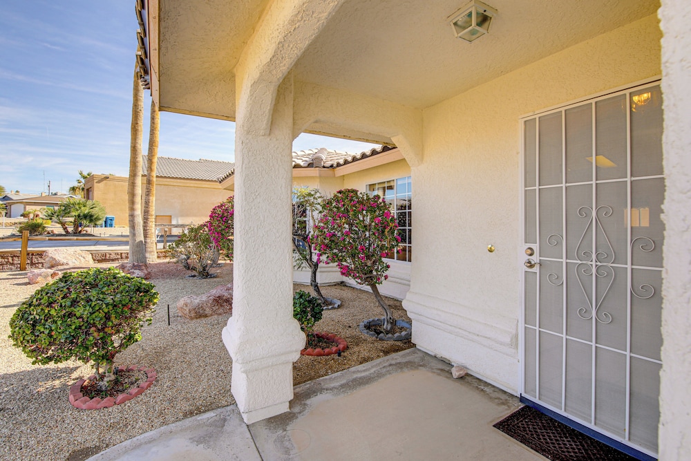 Hike, Boat, Golf & Unwind: Lake Havasu City Home!