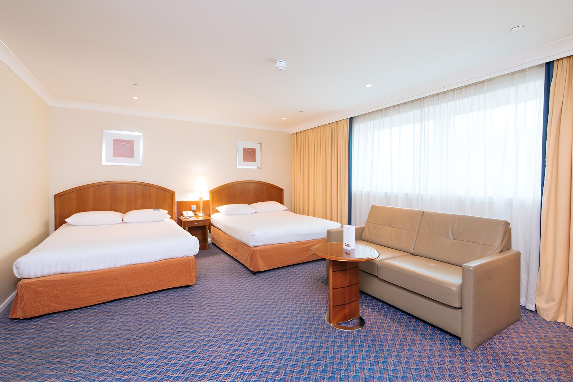 Arora Hotel Gatwick view 2
