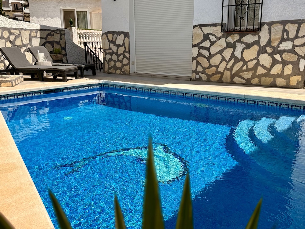 Charming Apartment in Burriana With Private Pool!