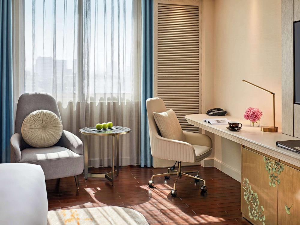 Mövenpick Hotel Hanoi Centre 15