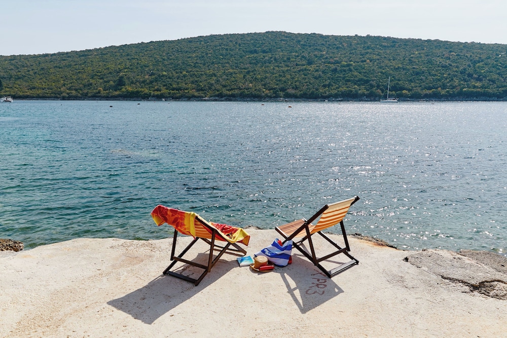 Beachfront Villa Adria