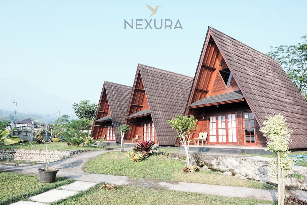 Jambu Klutuk Resort