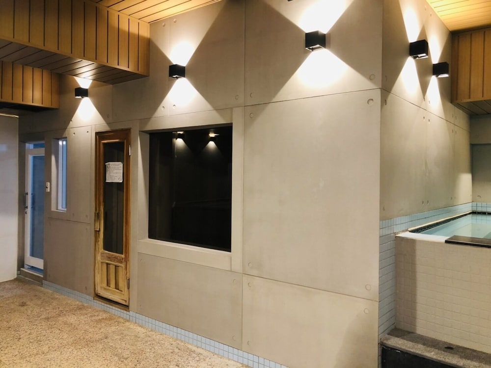 Single inn kaohsiung Lisen Hostel