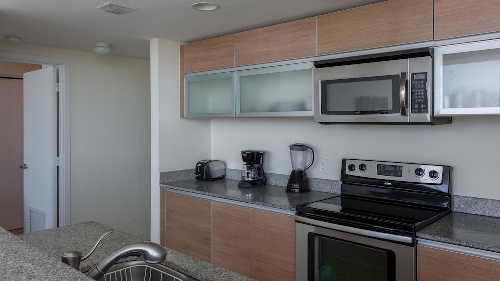 Oaks on the River Boutique Residences