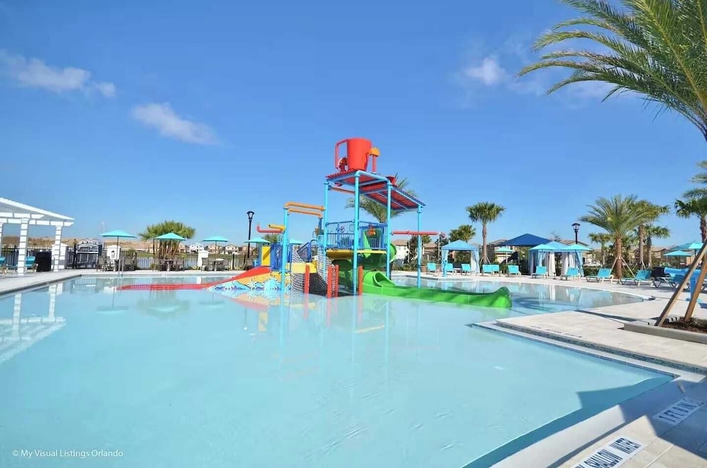 Sleeps 20! Resort Home Near Disney, Pool+game Room Twice-as-nice by Avantstay