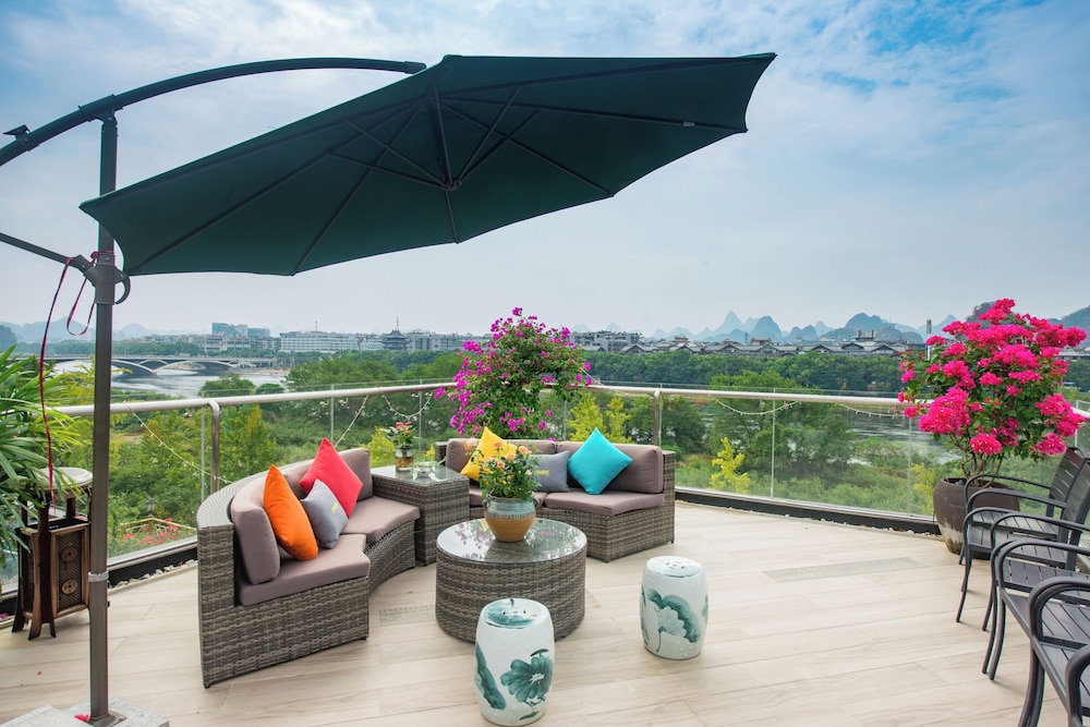 Li River Resort Villa Hotel