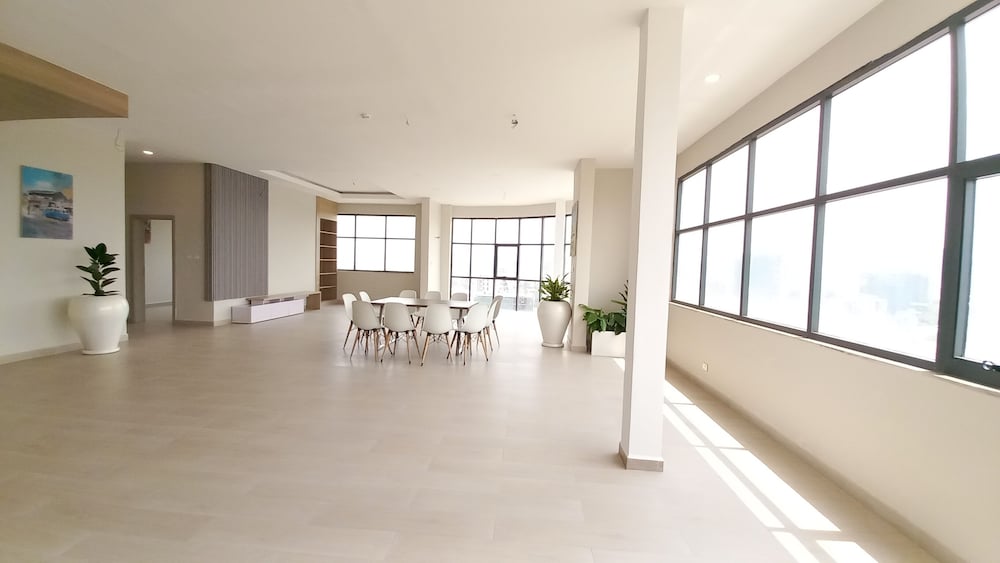 meeting & event spaces