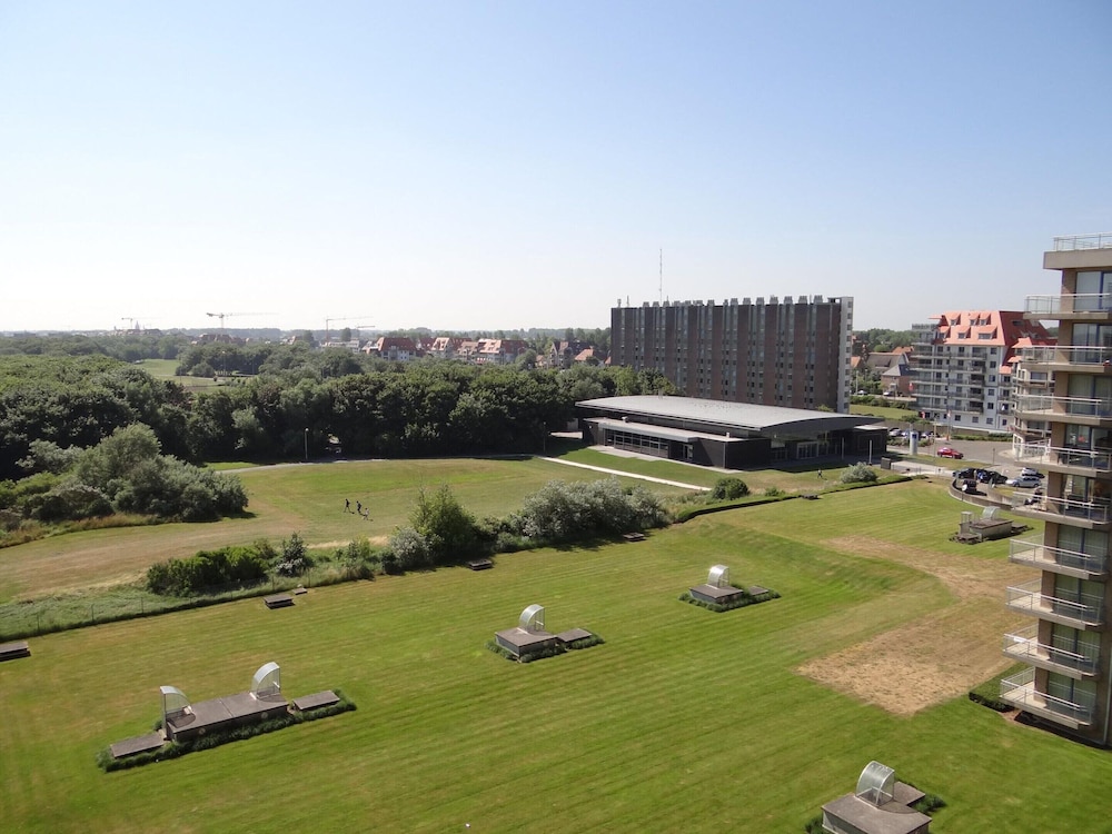 Apartment in Nieuwpoort With Stunning Sea Views