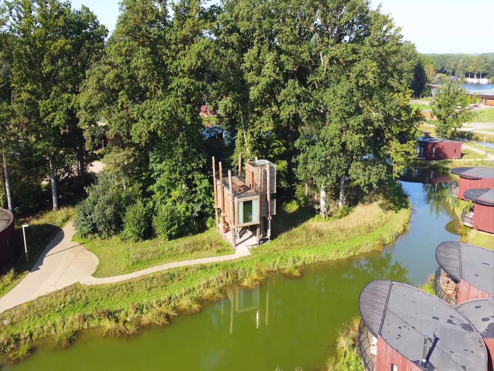 Hainaut Forest Retreat