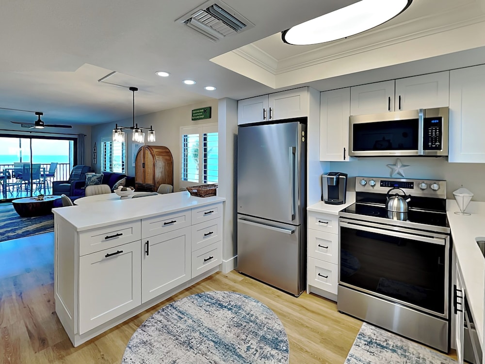 Seaside 3 by Distinctive Beach Rentals