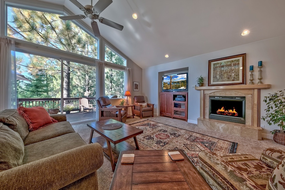 1272g Where Eagles Fly 3 Bedroom Home