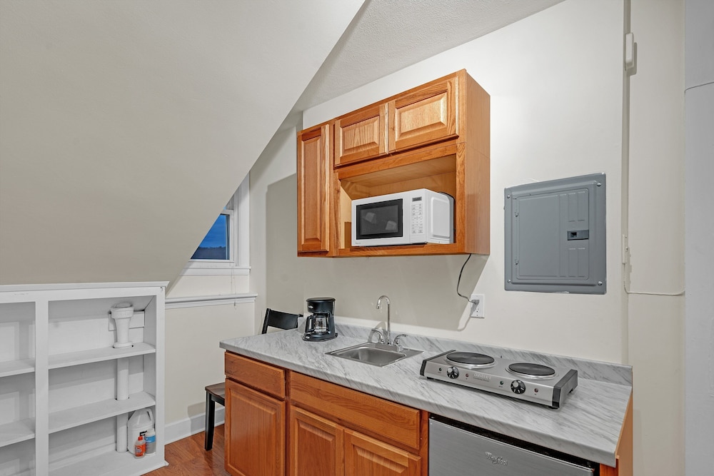 Charming Belmont Condo Near Boston 2 Bedroom Condo
