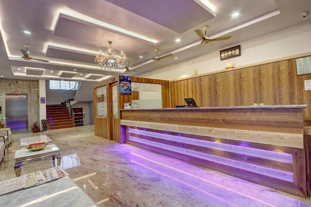 Hotel Ambika International Byndoor view 4