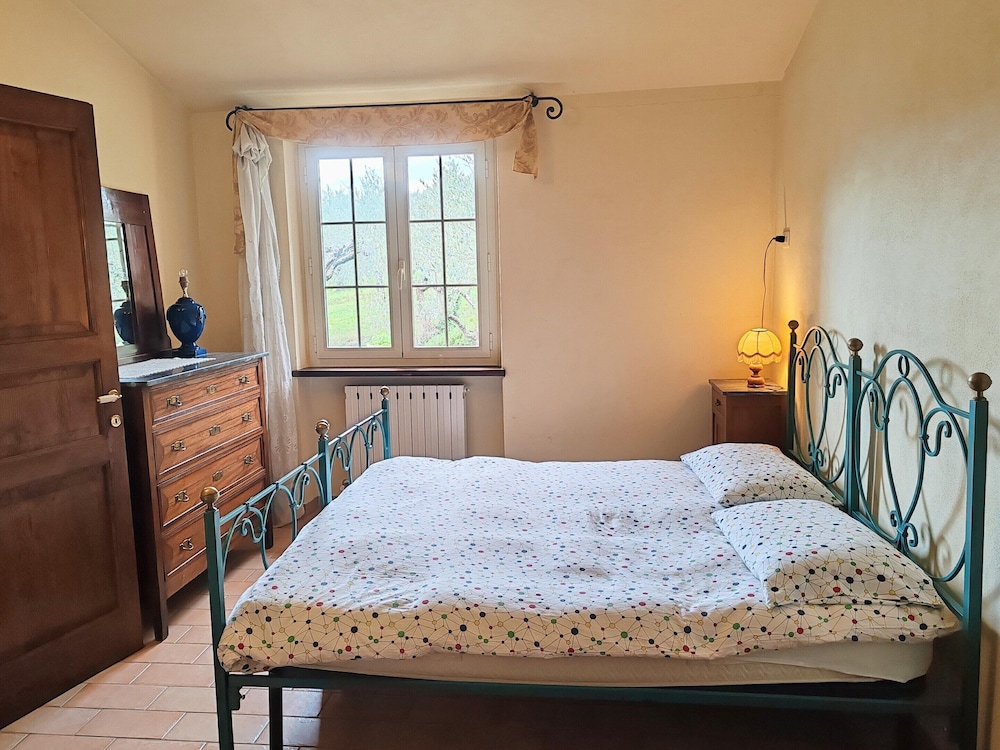 Apartment in Umbria Near Vineyards photo 2