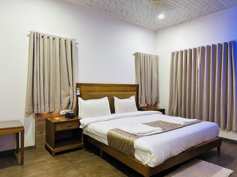LION PARK HOTEL AND RESORT