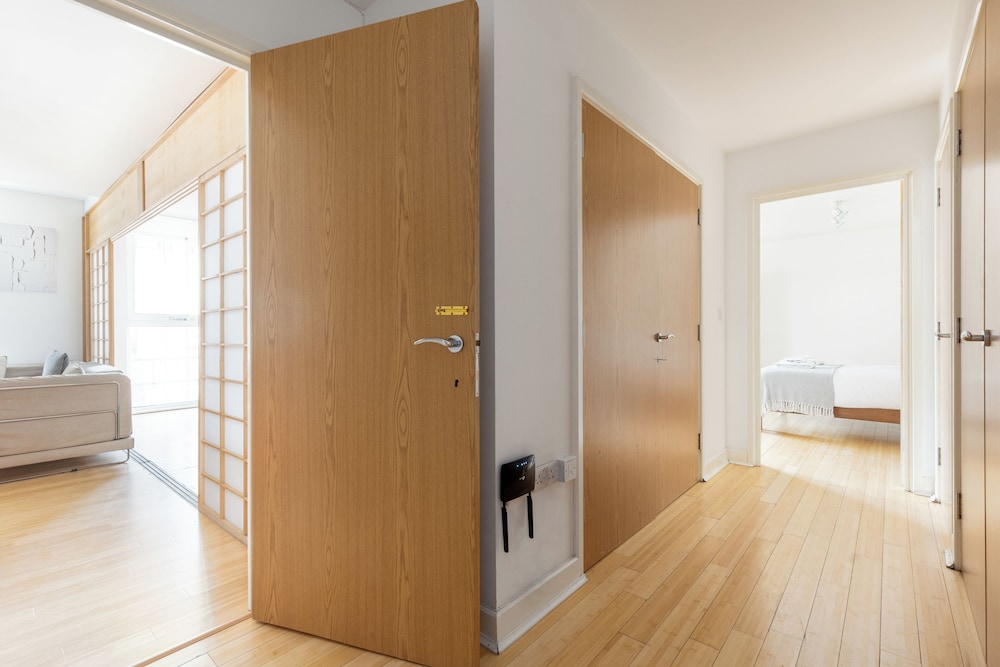 Spacious 2 Bed Apartment in Dalston