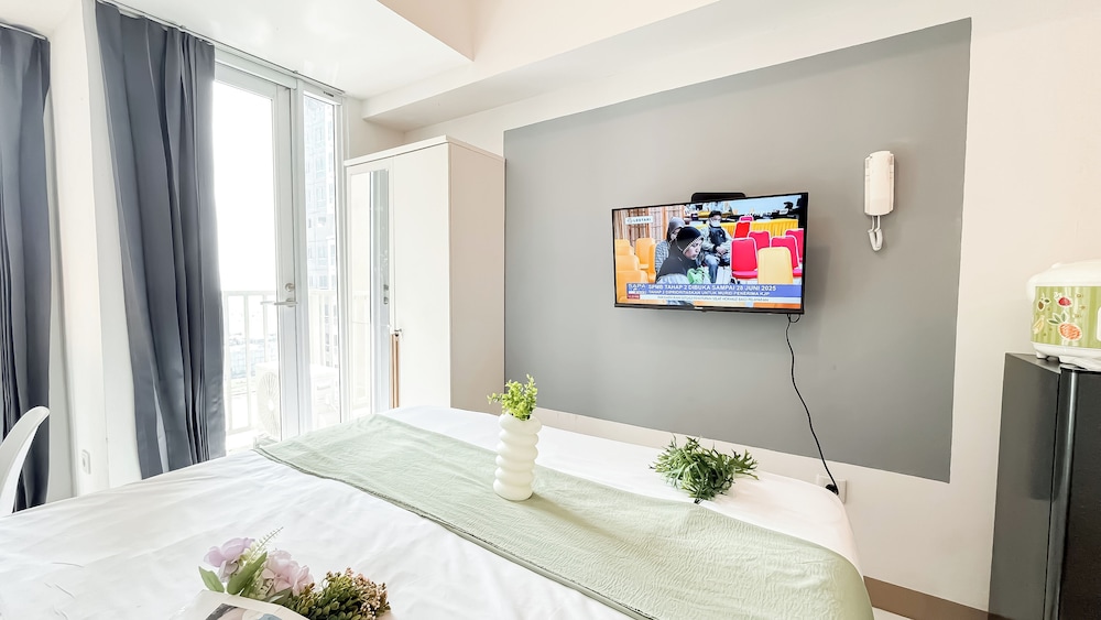Nice Studio Near Tokyo Hub At Tokyo Riverside Pik 2 Apartment