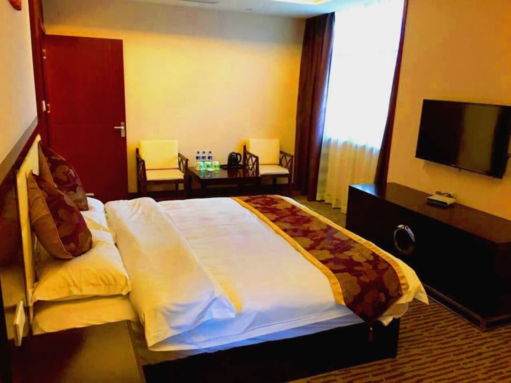 GreenTree Alliance Chuzhou Laian County Development District Jingyi Road Hotel.