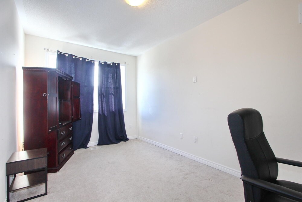 Executive Suite at Brampton House
