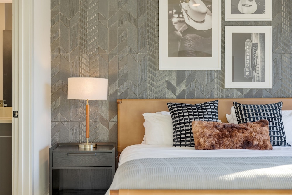 Honkey-tonk by Avantstay New Modern 2bdr in Walkable Midtown w Gym Pool