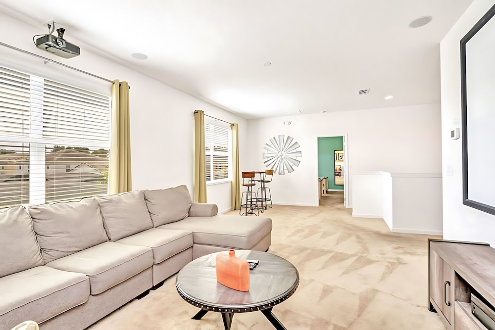 Upstay Lakefront Home w Pool Cinema Games BBQ