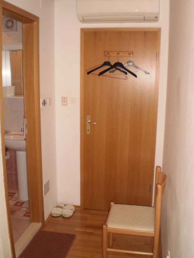 Dubrovnik Old Port Accommodation