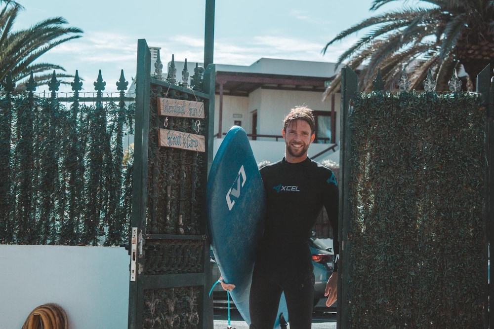International Surf School & Camp - Hostel