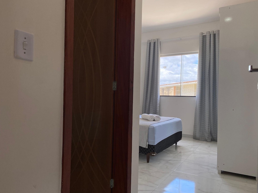 Condomínio com Piscina á 500m da Praia