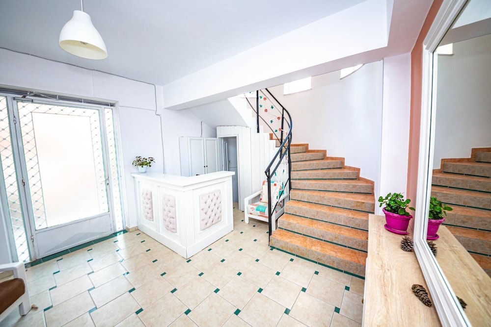 Ideal Aparthotel