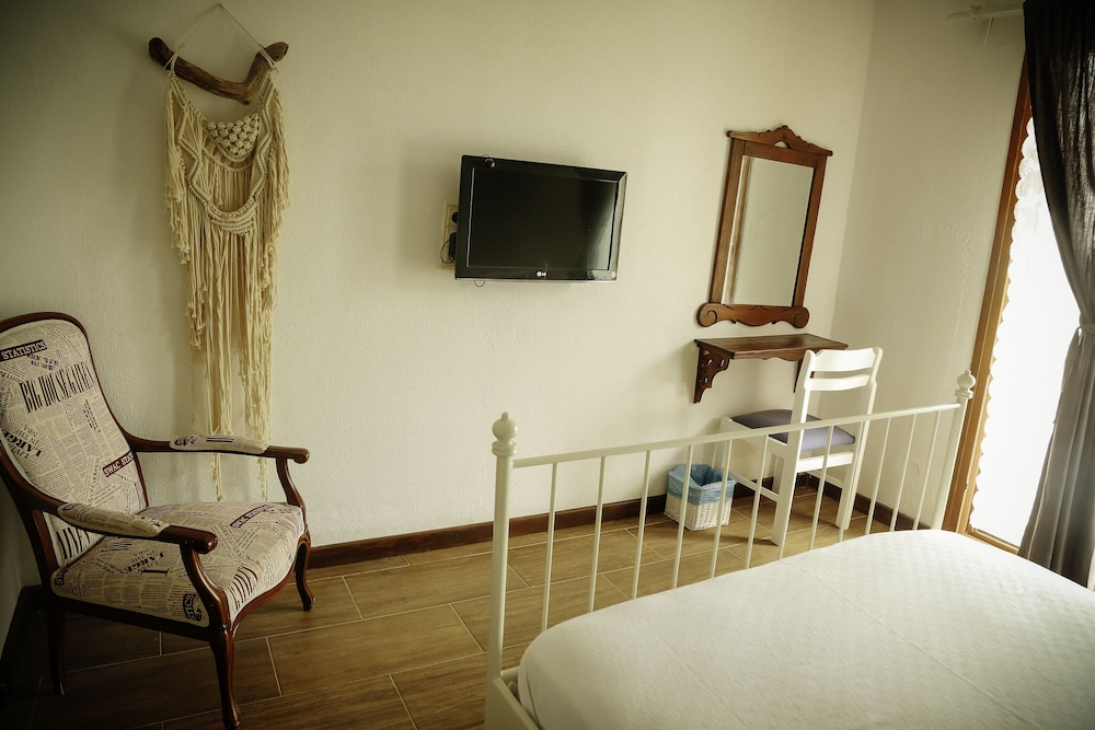 Parva Port Alaçatı - Image 43