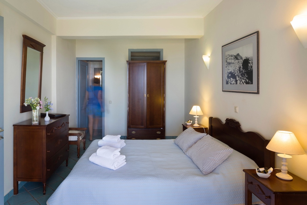 Mira Resort