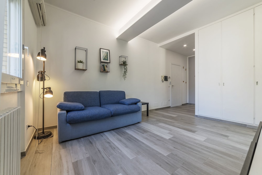 Modern Apartment Giardini Vaticani & S Pietro