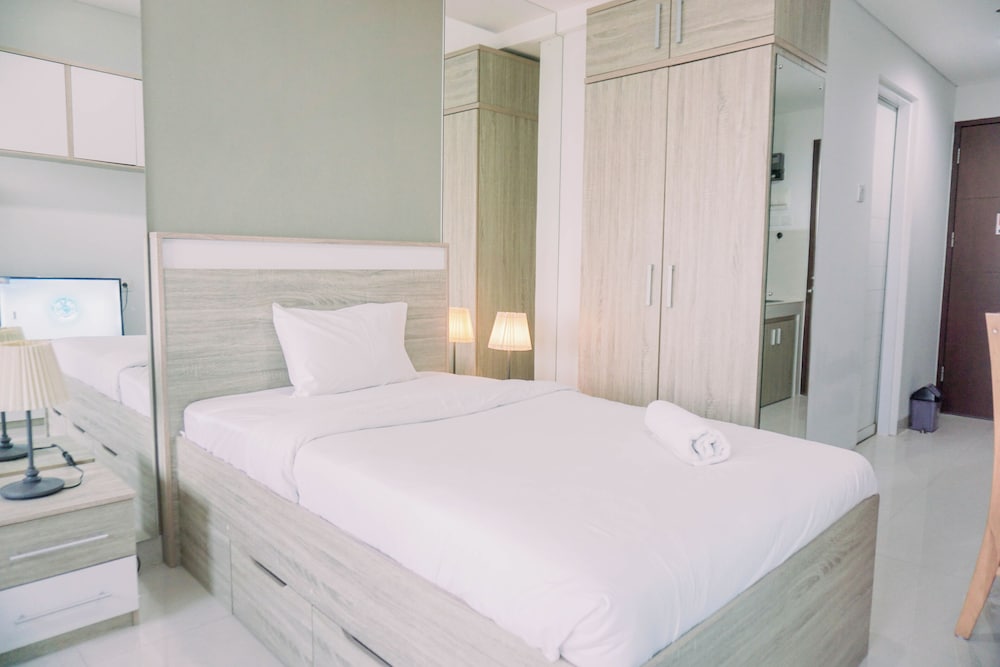 Homey and Cozy Studio at Springwood Residence Tangerang Apartment