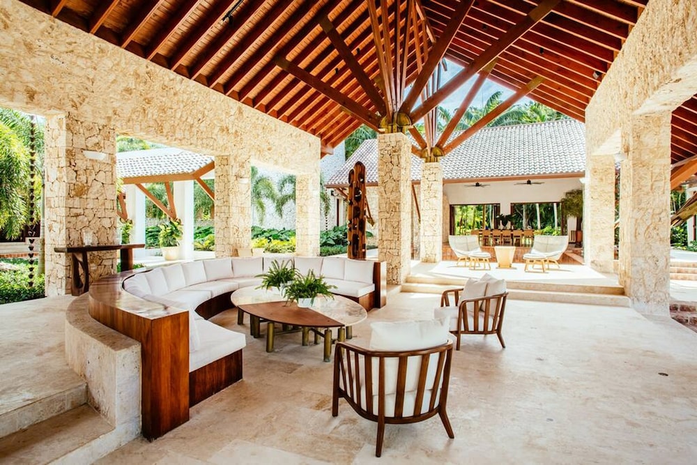 Private Beach Estate w Pool Elevator Chef Butler