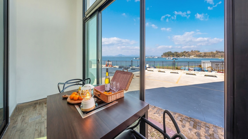 Yeosu Arungeorida Ocean View Pension