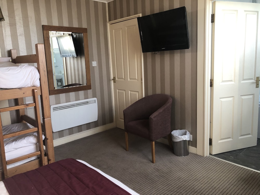 The Dog and Partridge Country Inn