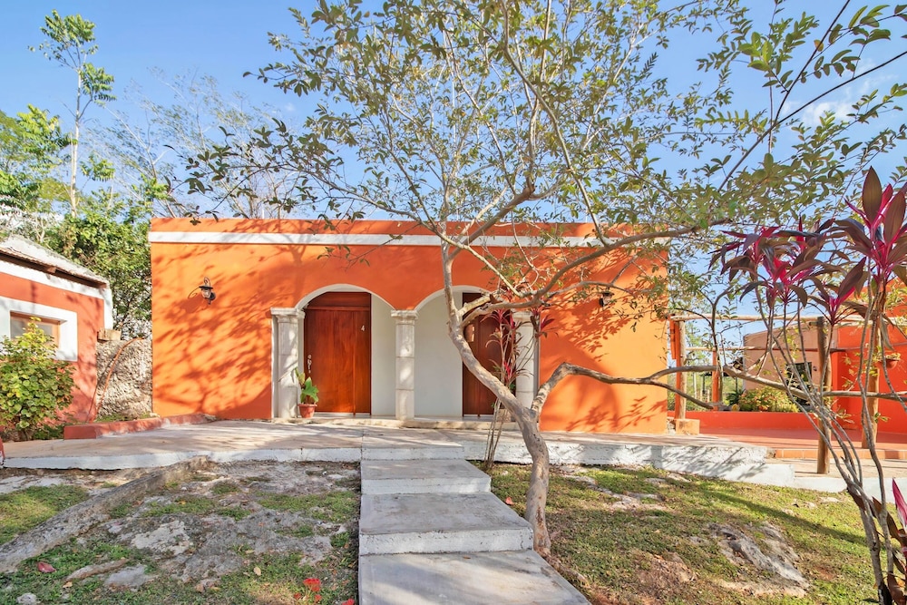 Hotel Hacienda La Guadalupana - Image 1