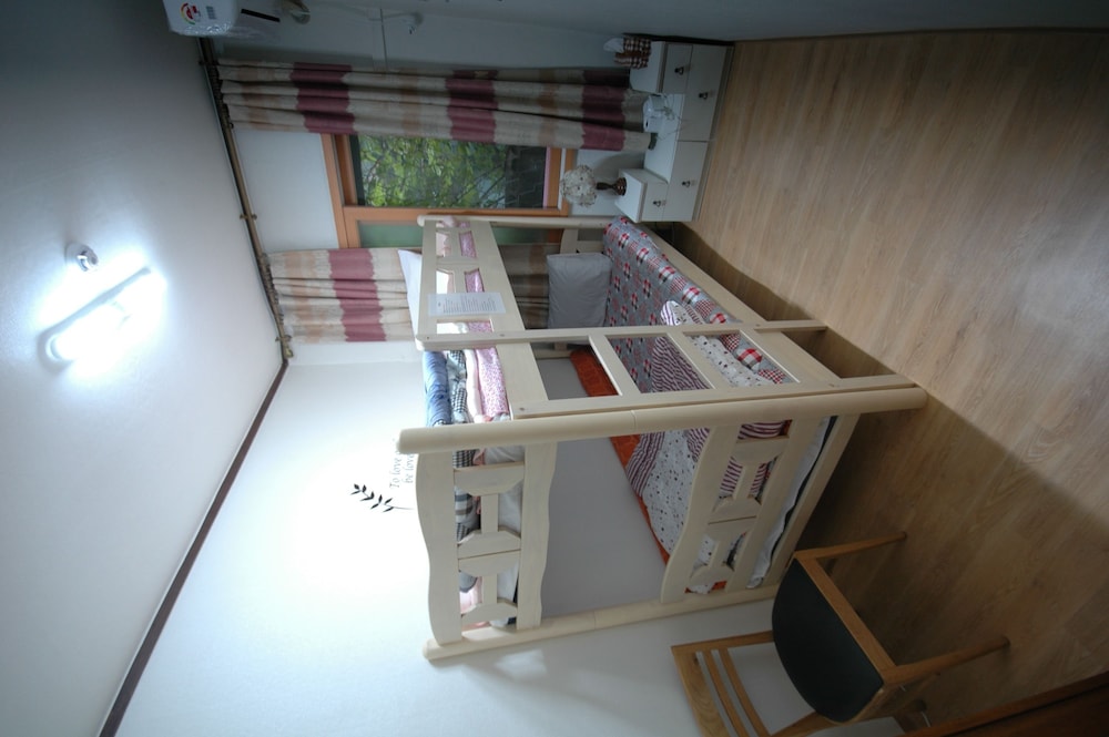 Apple Tree Guest house