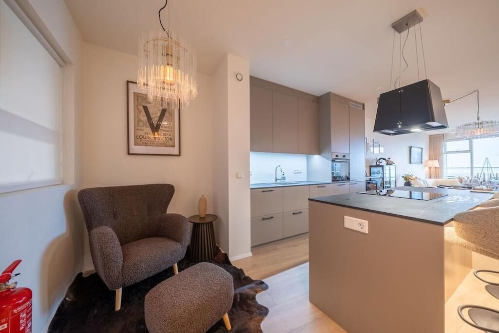 Ice Apartments