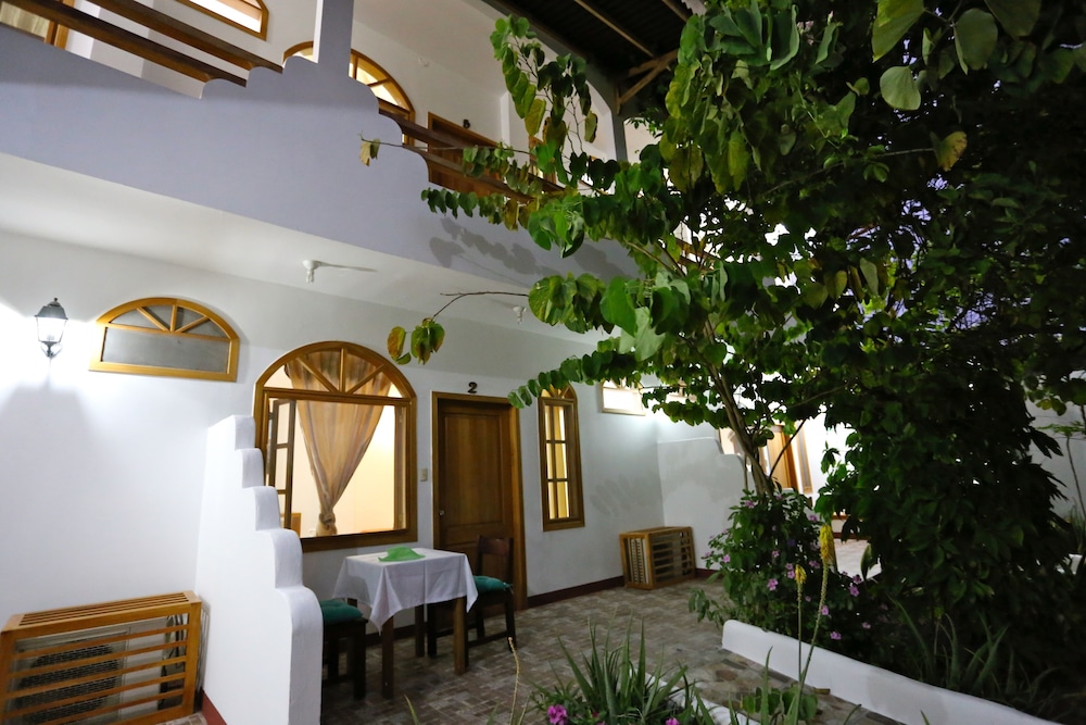 The Galapagos Pearl B&B