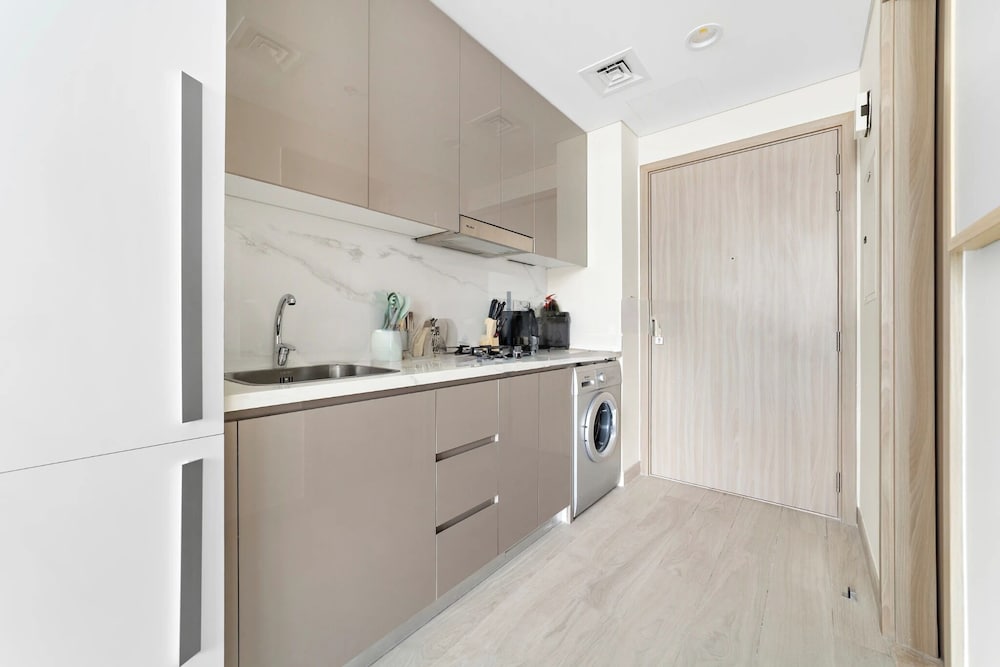 Lux BnB Farhad Azizi- Al Jaddaf
