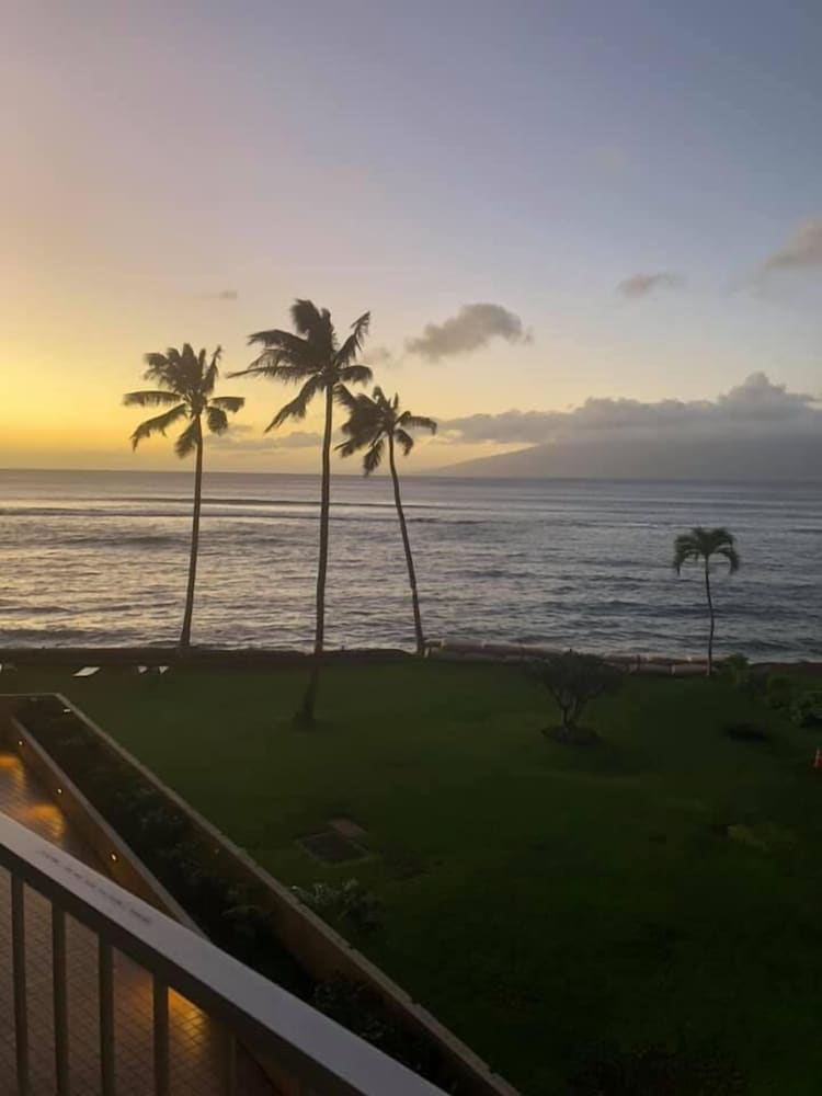 Royal Kahana Resort by rkmaui