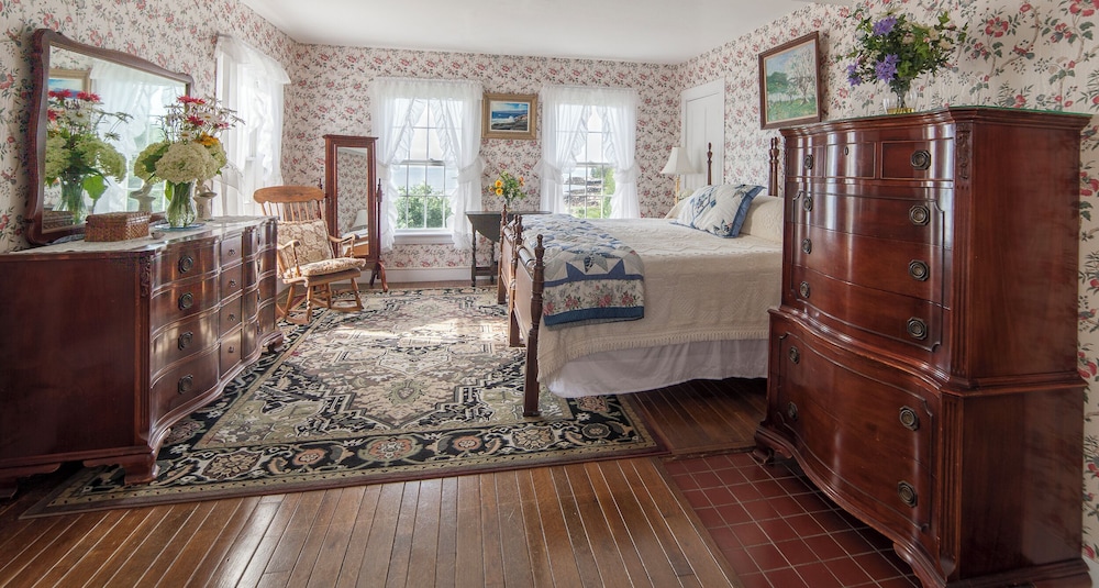 Acadia Oceanside Meadows Inn
